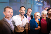 superintendente Luciano Morschel, governador Eduardo Leite, deputado estadual Cláudio Tasch, secretária estadual da saúde, Arita Bergmann e a prefeita municipal de Cachoeira do Sul, Angela Schuch.